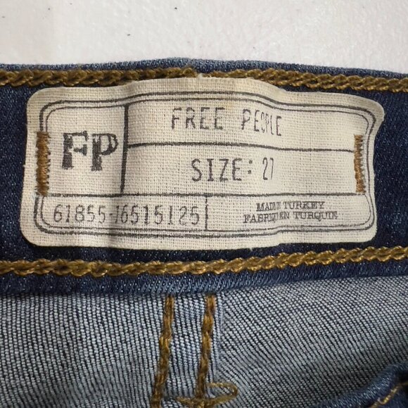 Free People Women's High- Rise Destroyed Knee Skinny Jeans 27 - Picture 7 of 10